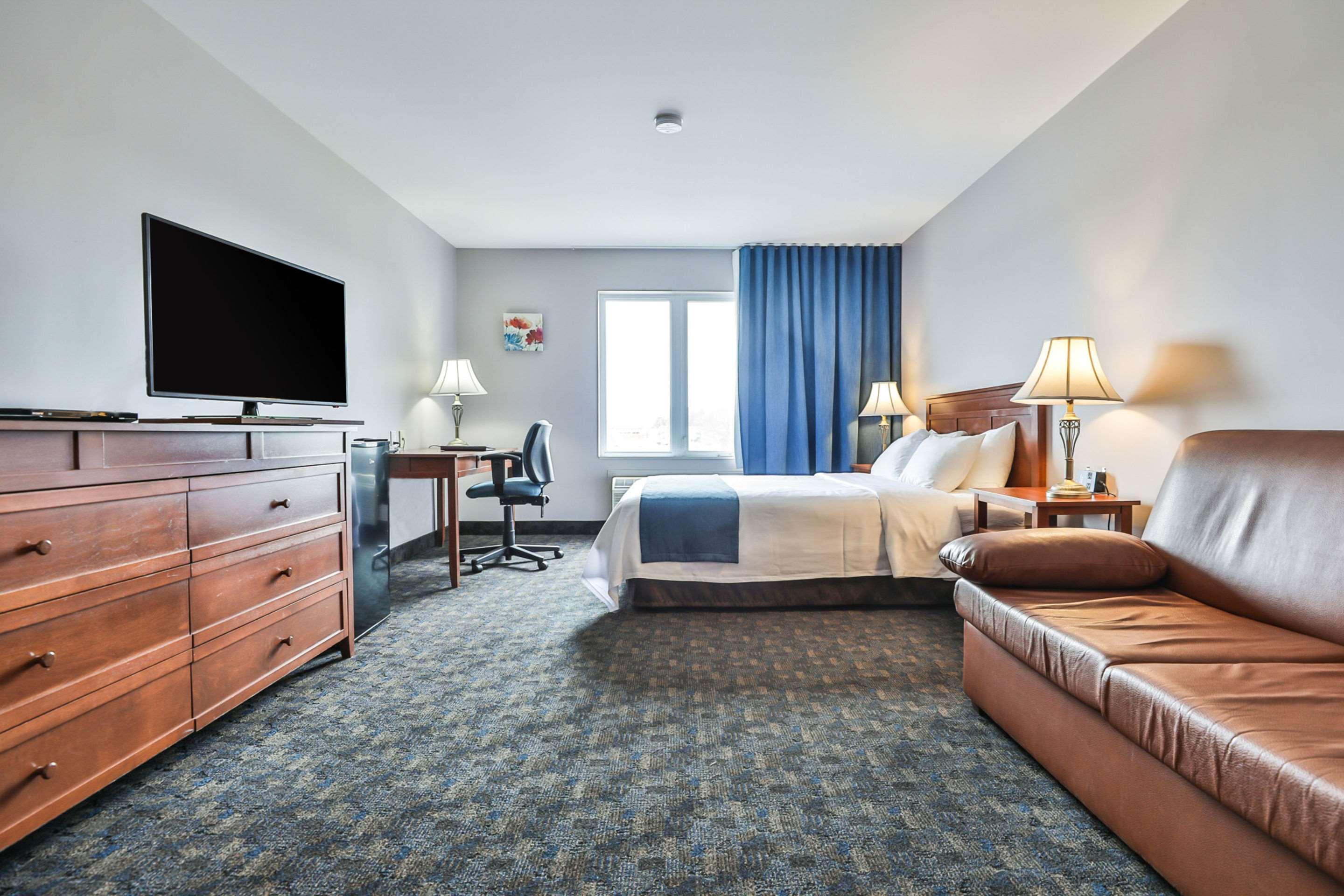 Comfort Inn & Suites Сен-Жером Экстерьер фото