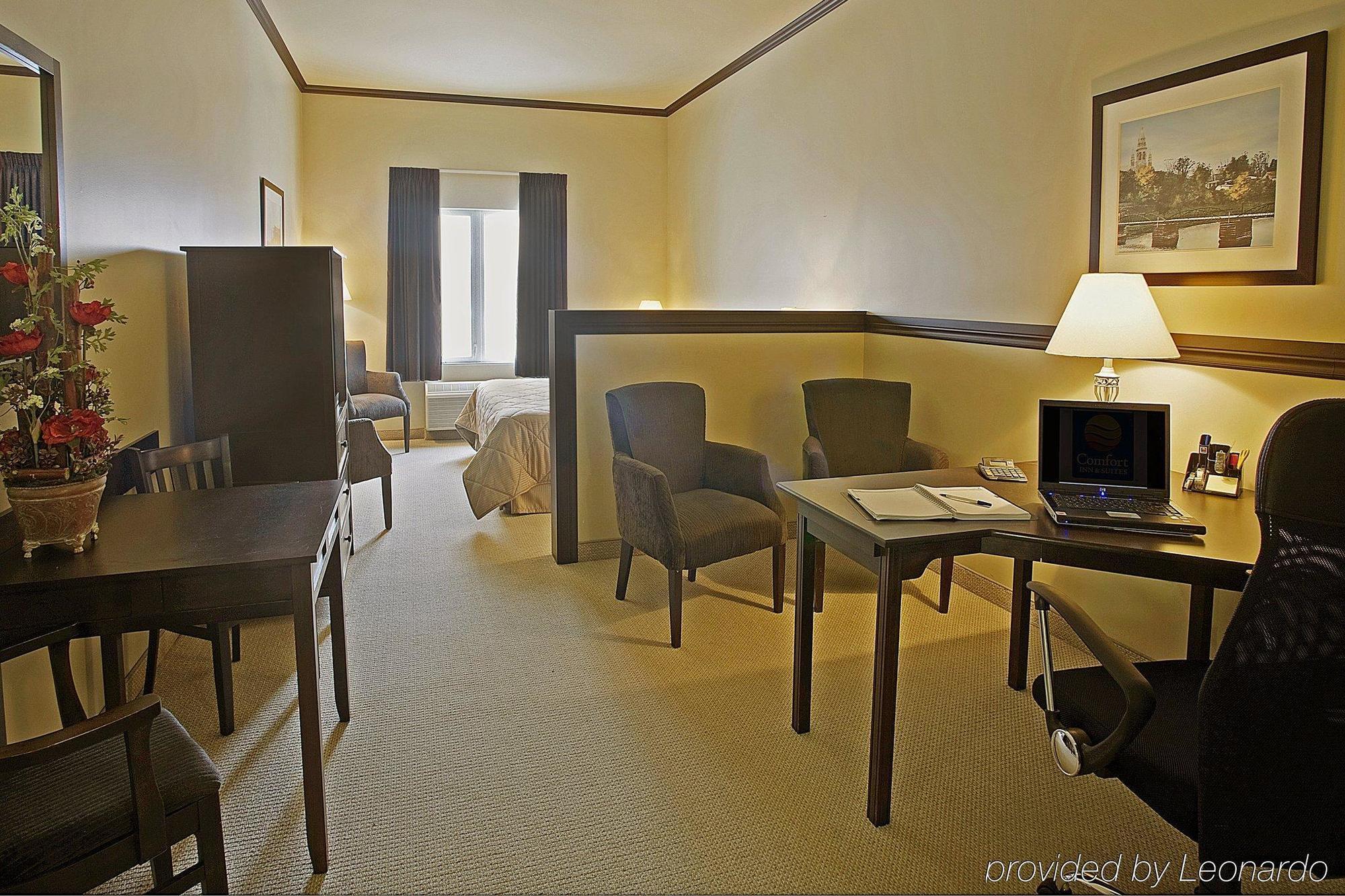 Comfort Inn & Suites Сен-Жером Номер фото